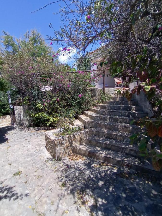 Domomea - La Casa Di Anna Marongiu Exterior foto