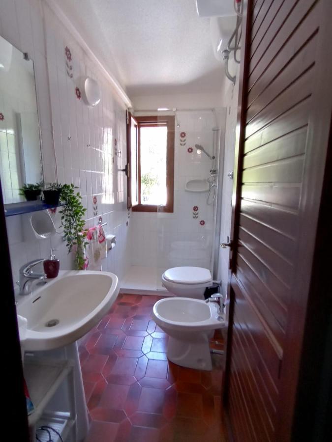 Domomea - La Casa Di Anna Marongiu Exterior foto